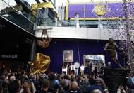 Los Angeles Lakers Unveil Shaquille O'Neal Statue